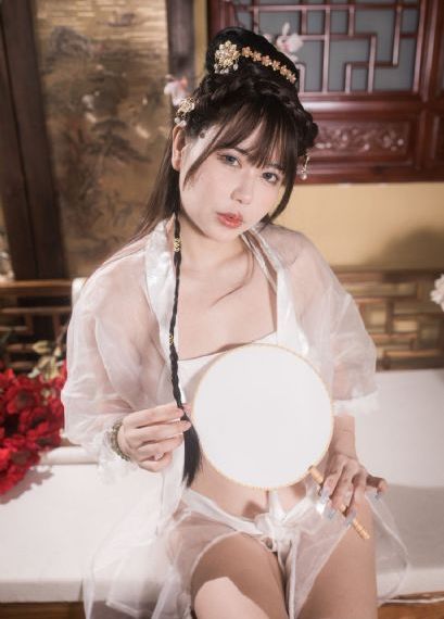 她和她的他们