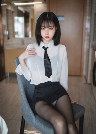 女虐